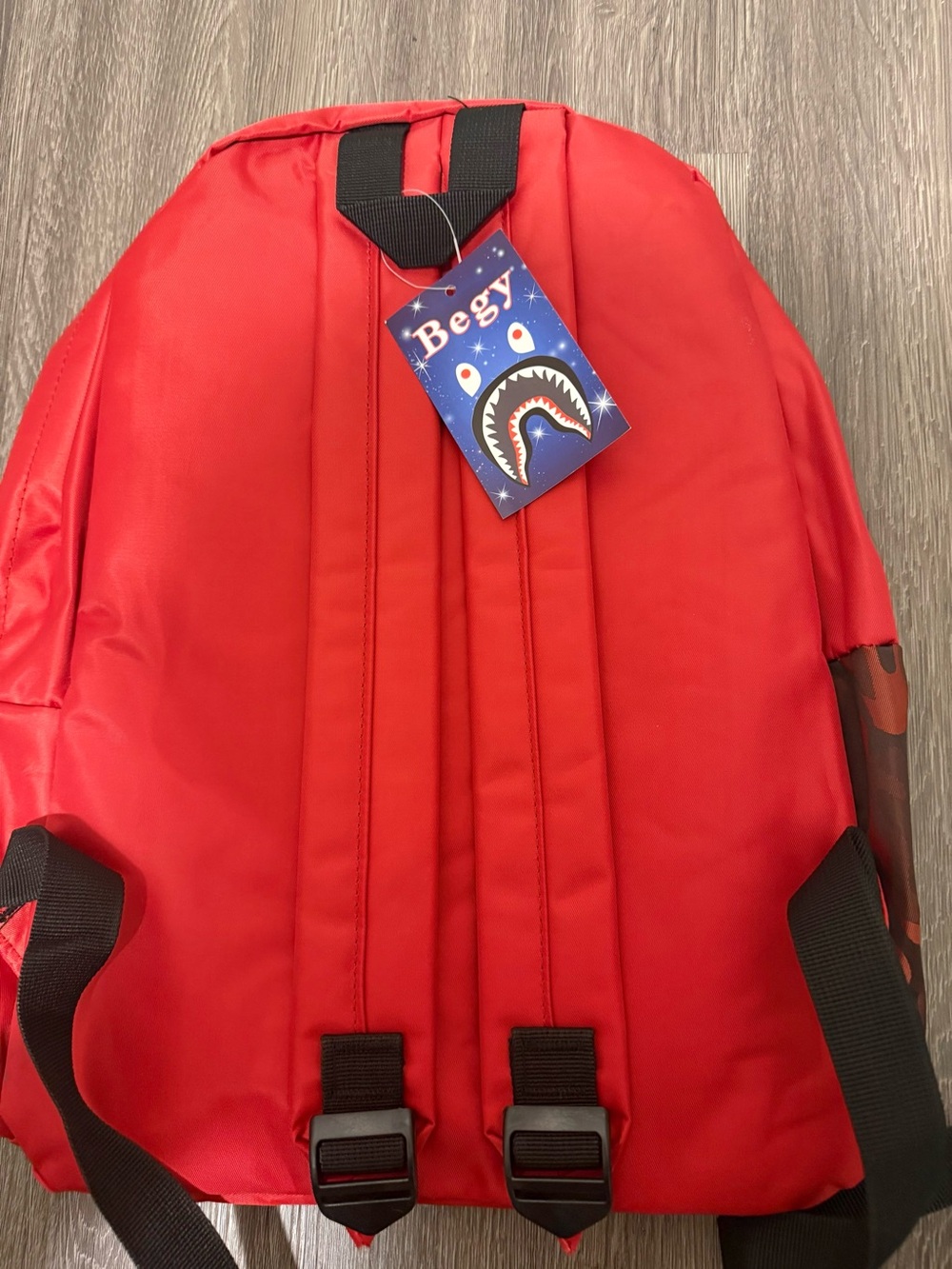 Red bape backpack - Picture 2 of 3